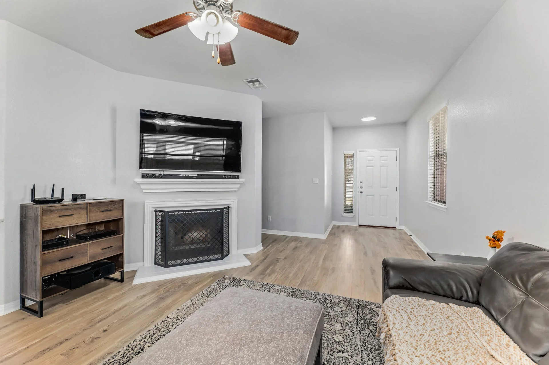 941 Hyde Park Dr, Round Rock, Texas 78665 photo 7