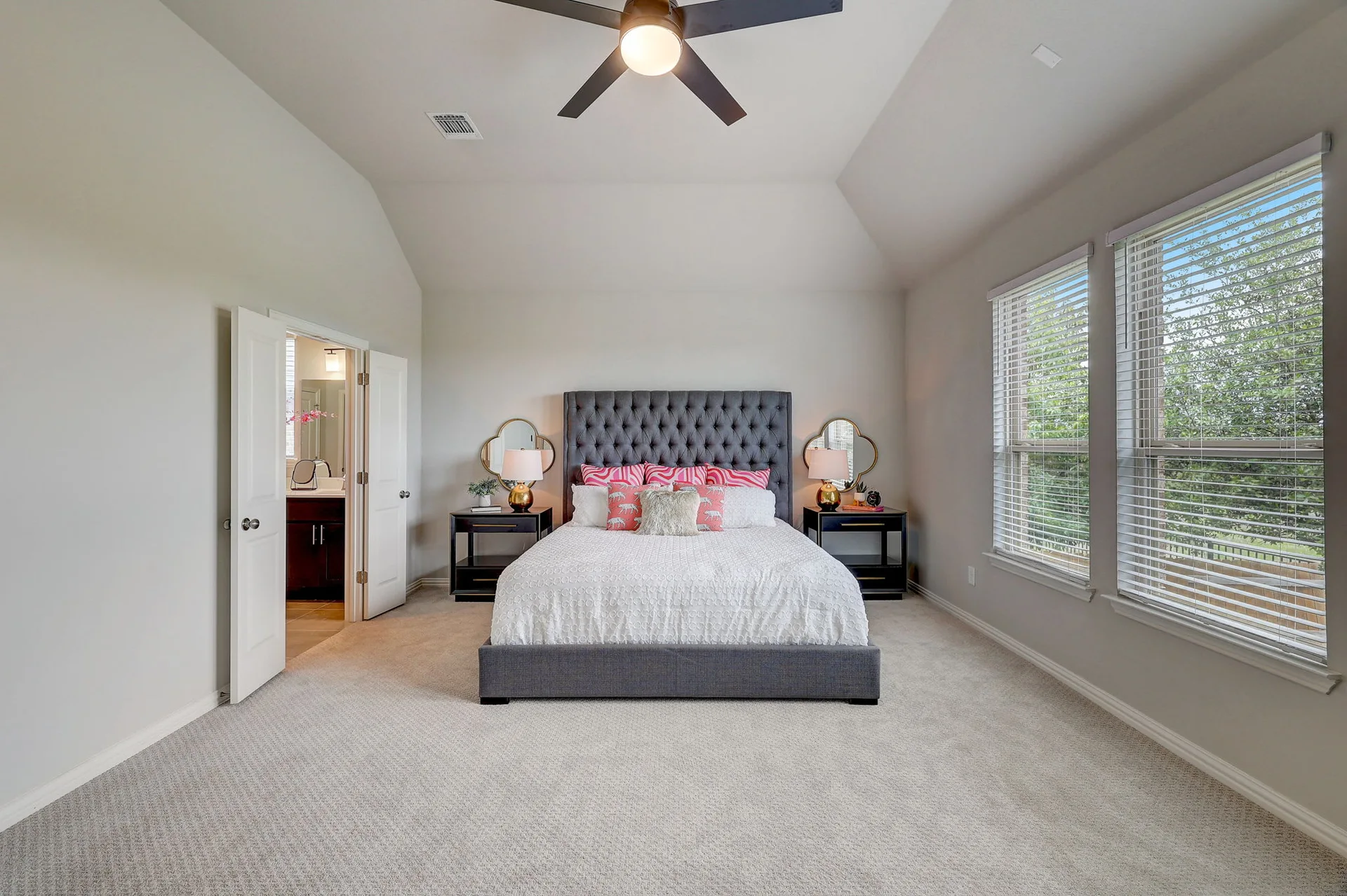 Charming single-story home in the desirable Paloma Lake in RR that backs to a greenbelt! photo 29