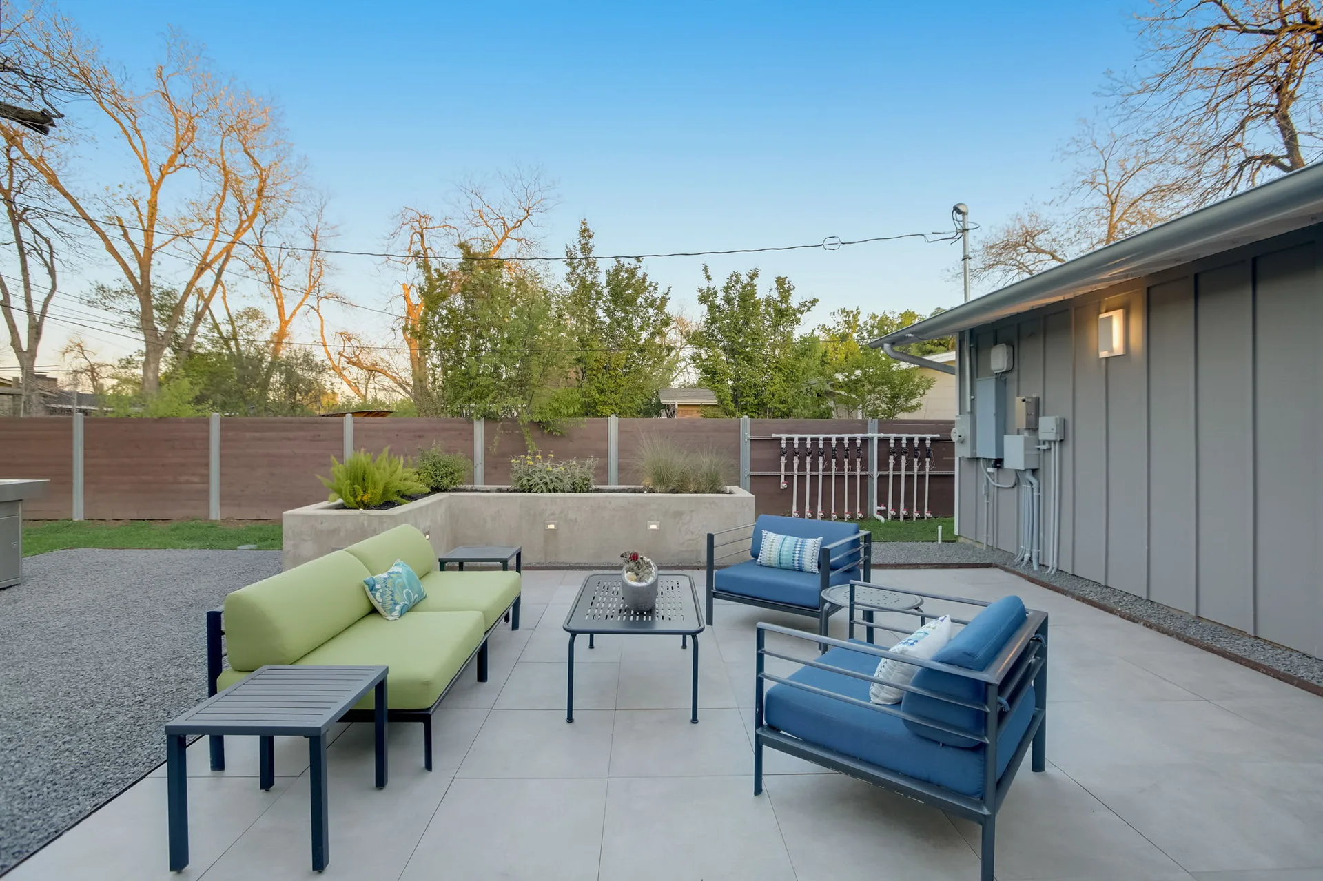 Stunning modern mid-century rebuilt home in the sought-after Delwood Heights near Mueller! photo 6