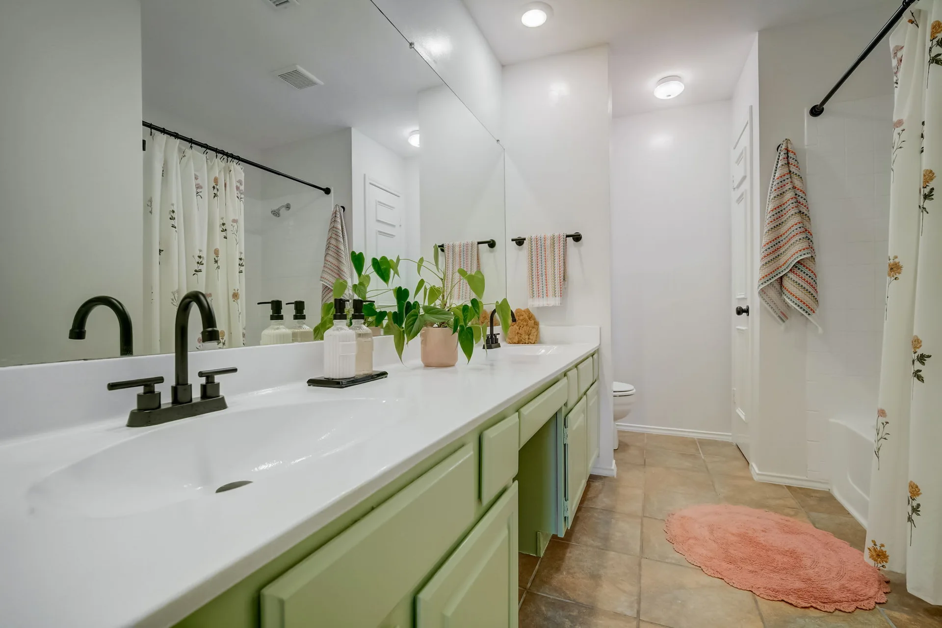 Charming Milwood Home Near Apple & The Domain photo 41