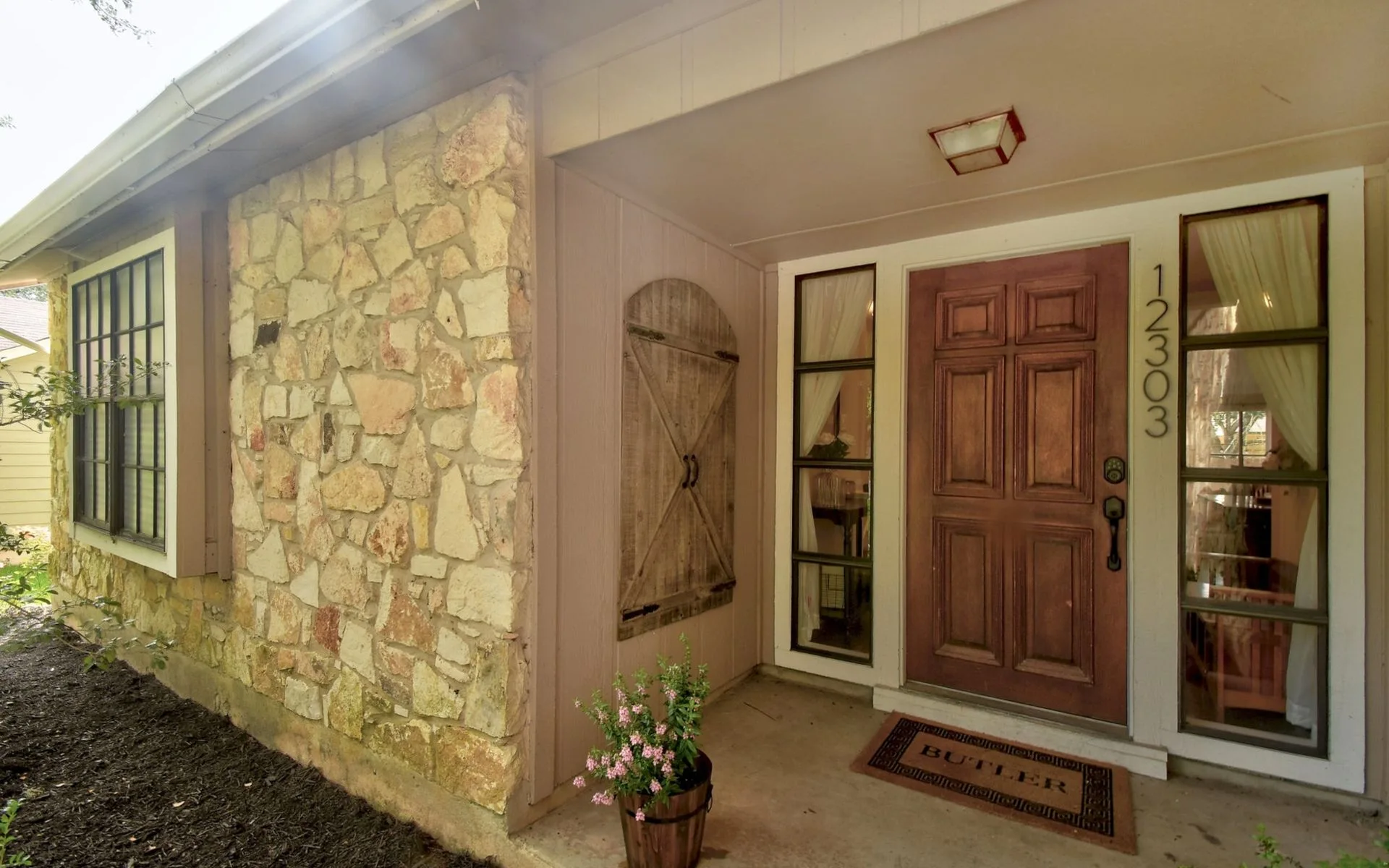 12303 Cabana Ln photo 3