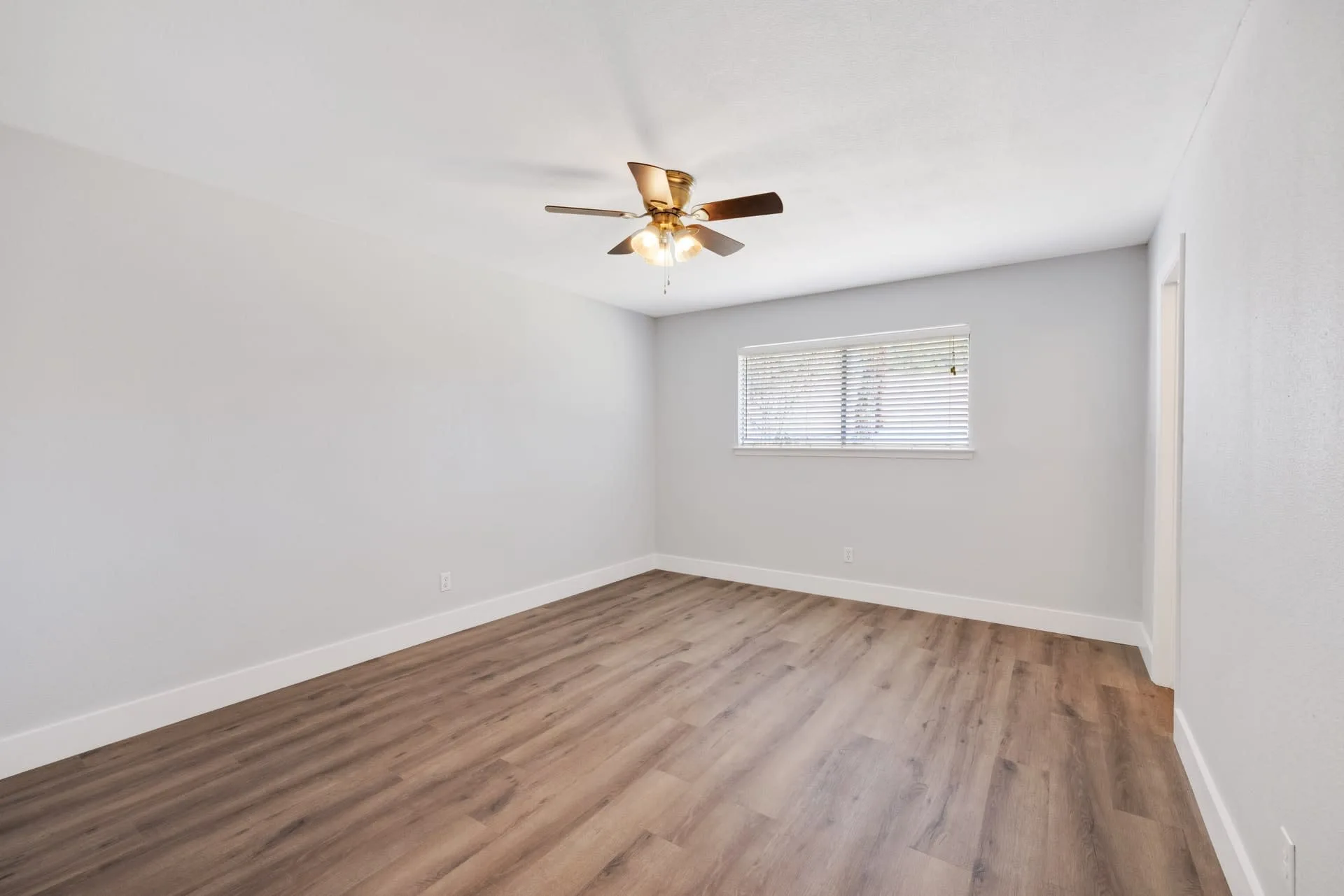 12109 Grey Rock Ln, photo 20