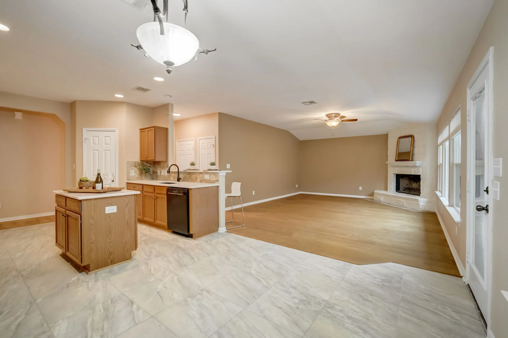 5603 Roundup Way, Lago Vista, Texas 78645 photo 14