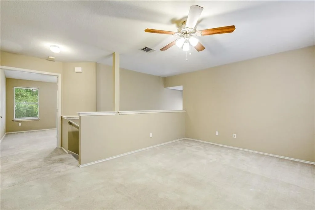 Stunning Milwood Home: Prime Location and Secluded Backyard that Backs to a Greenspace! photo 12