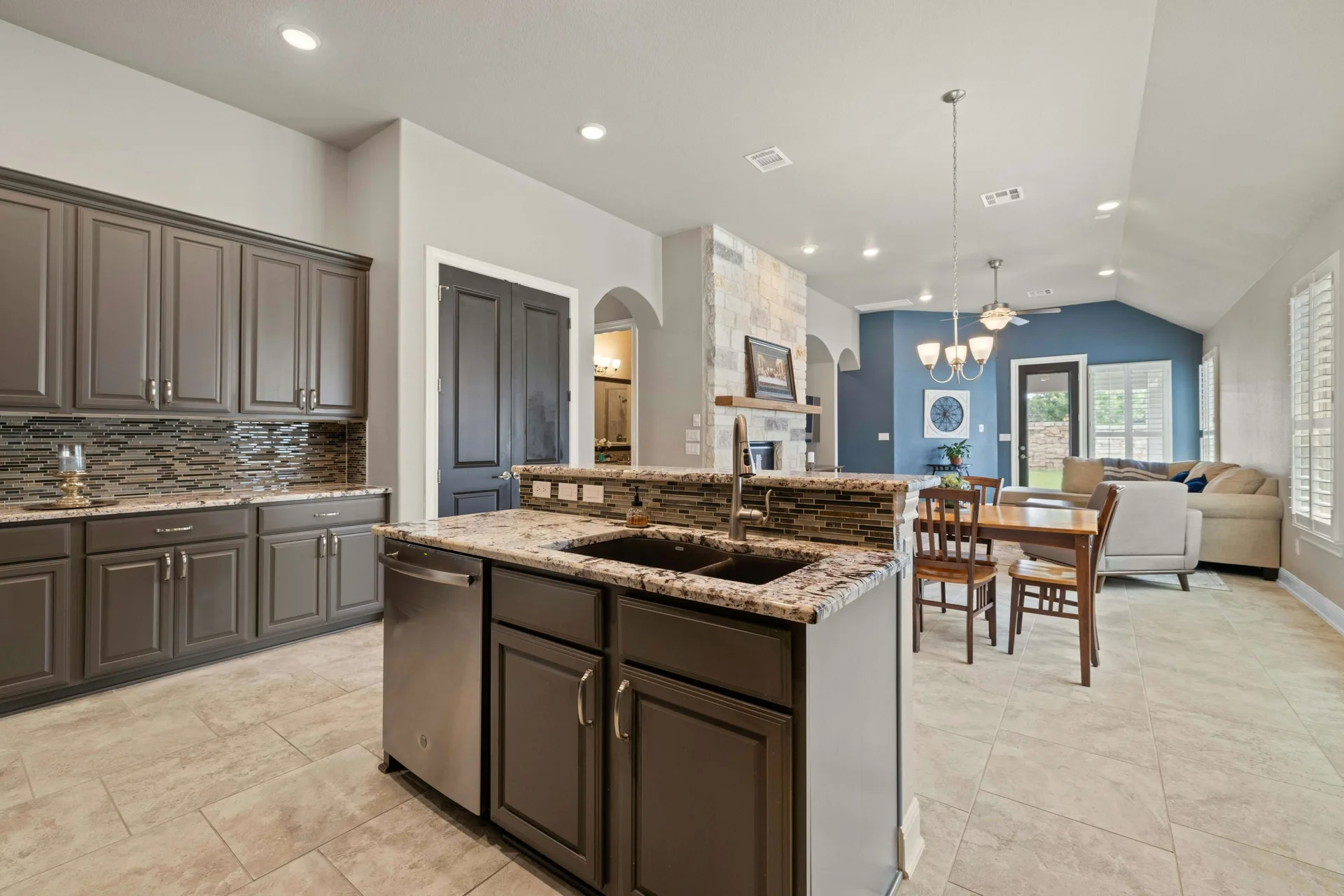 Impeccably Maintained 1-Story Taylor Morrison Home with Luxurious Amenities in Desirable Travisso Neighborhood! photo 12