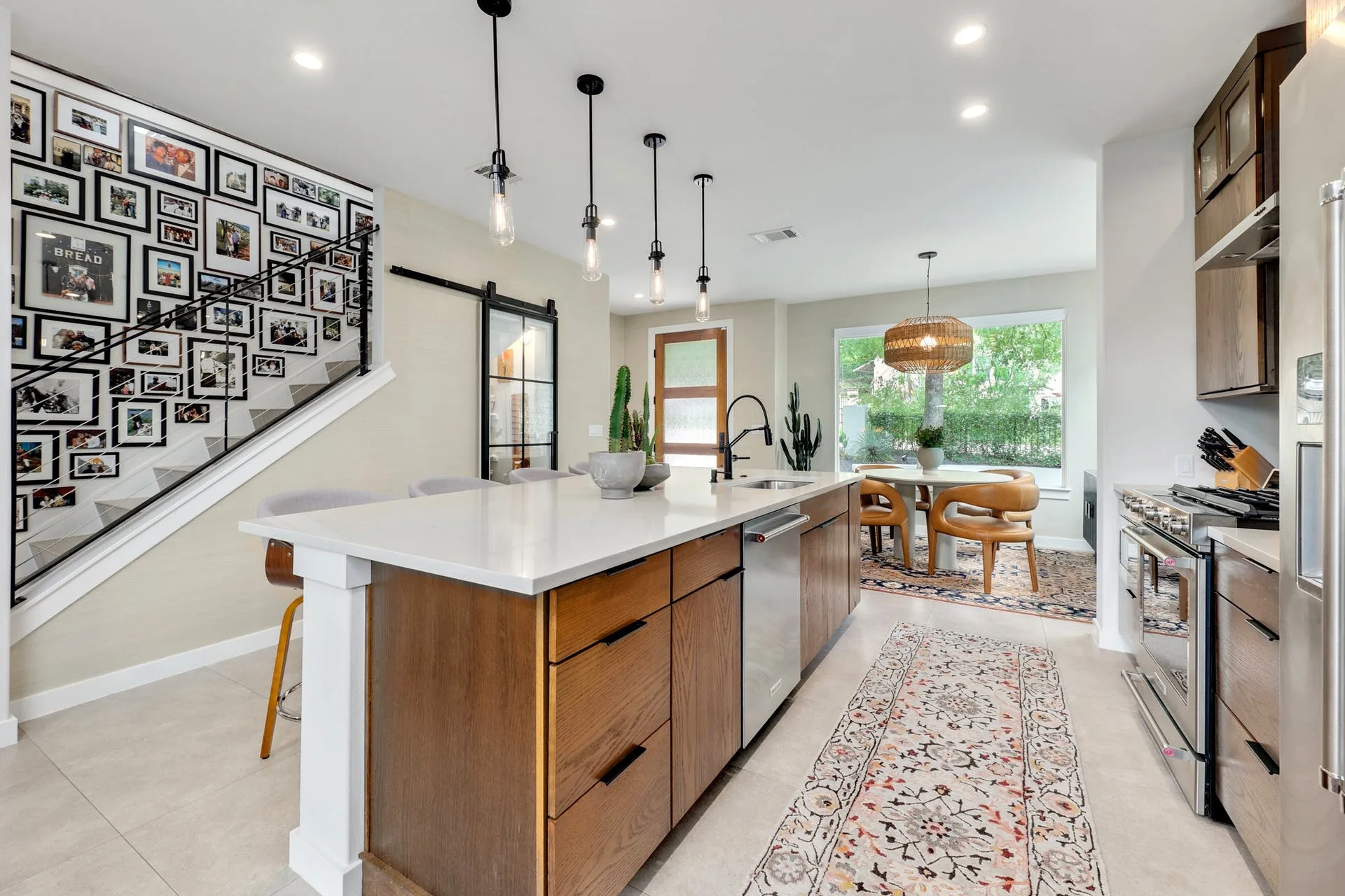 1111 Lott Ave, Austin, Texas 78721 photo 9