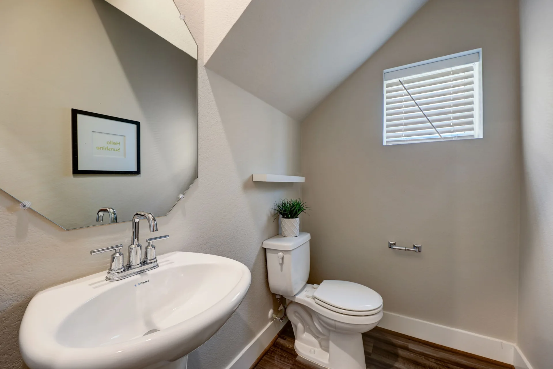 Stunning 2021 Meritage Home in Easton Park with FREE Solar Panels! Better Priced Than New Builds and Move-In Ready! photo 16
