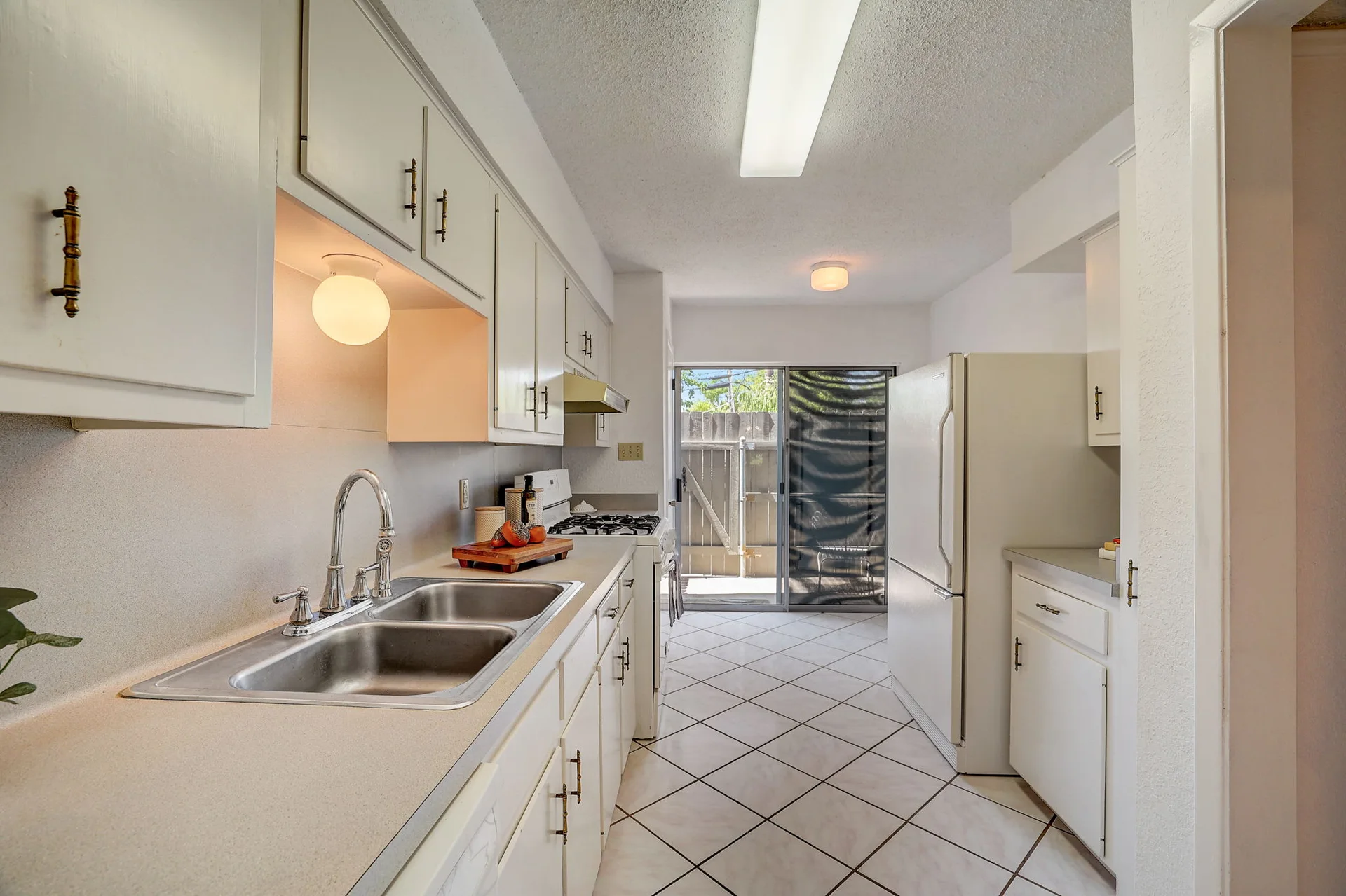 2425 Ashdale Dr #24, Austin, Texas 78757 photo 11