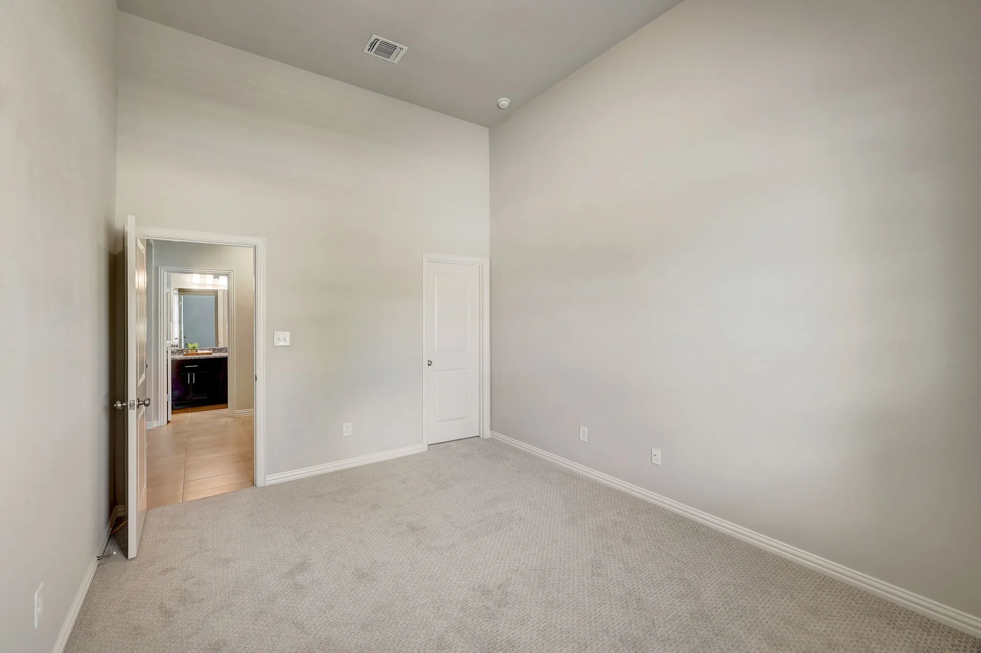 Charming single-story home in the desirable Paloma Lake in RR that backs to a greenbelt! photo 26