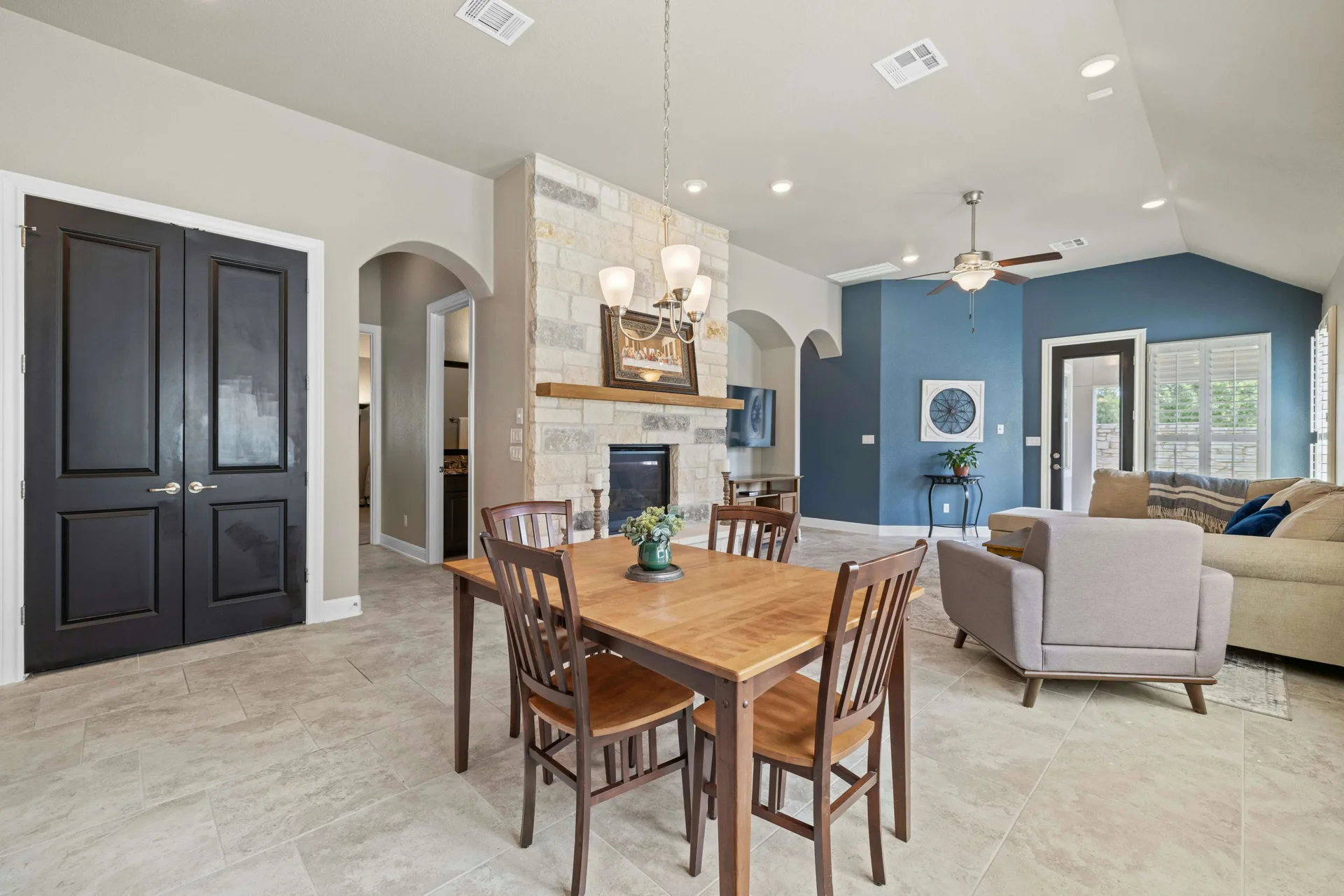 Impeccably Maintained 1-Story Taylor Morrison Home with Luxurious Amenities in Desirable Travisso Neighborhood! photo 8
