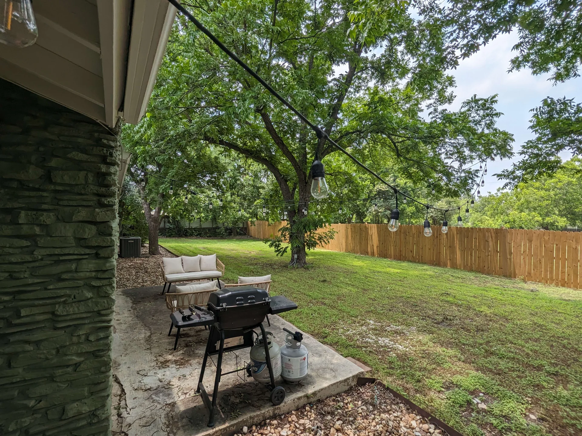 Dog friendly mid-century 1-story home near Domain photo 54